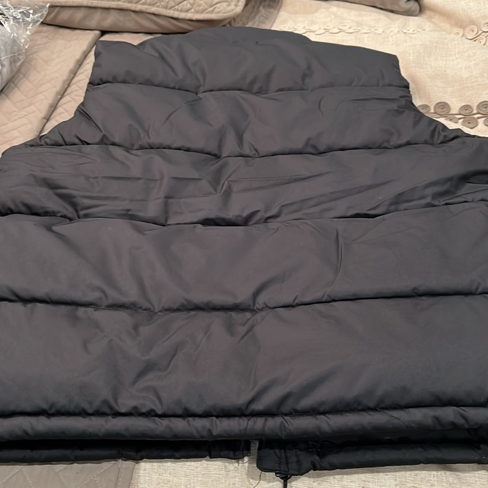 Reebok Men's Black Puffer Vest/NWT/XL - Picture 15 of 16